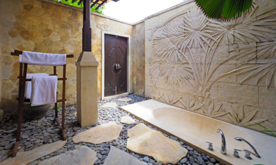 Villa Arika Bathroom One | Pererenan, Bali