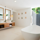 Villa Jagaditha Bathroom with Bathtub and Mirrors | Canggu, Bali