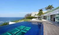 Villa Latitude Bali Swimming Pool | Uluwatu, Bali