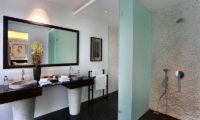 Villa Latitude Bali Guest Bathroom | Uluwatu, Bali