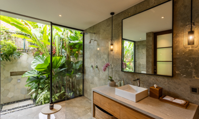 Villa Sabana Garden Room Bathroom | Canggu, Bali