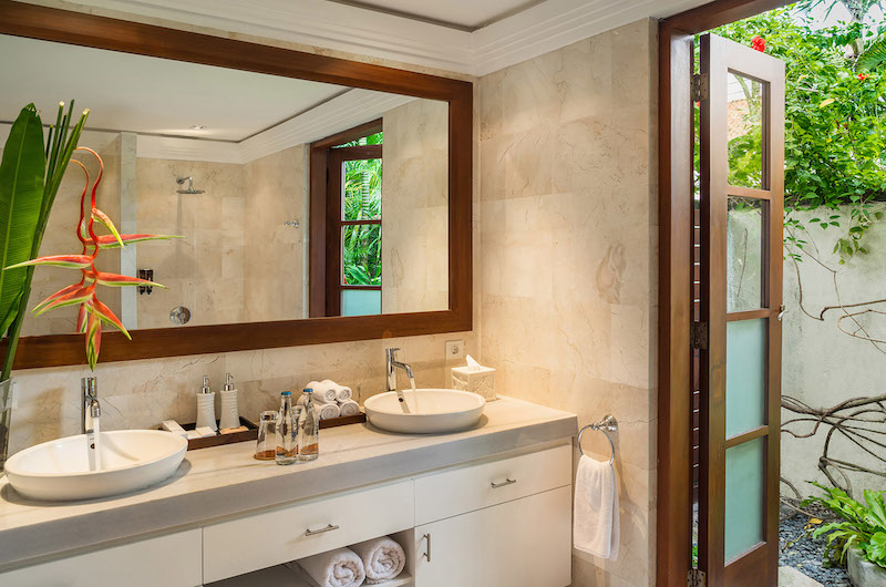 Villa Shinta Dewi Bathroom Area | Seminyak, Bali