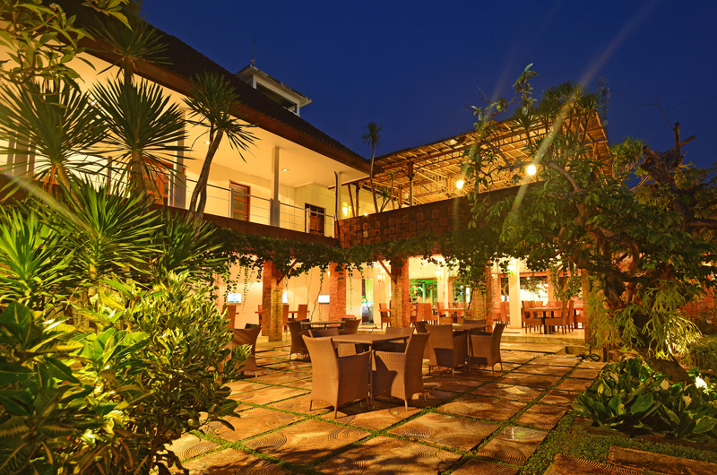 Pertiwi Resort and Spa Dining at Night | Ubud, Bali