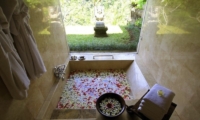 Puri Wulandari Bathroom I Ubud, Bali