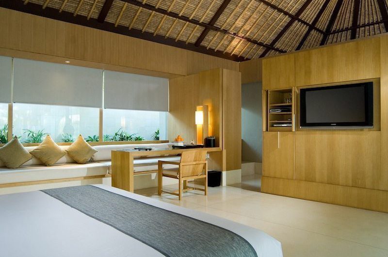 The Bale Bedroom With Window Seats | Nusa Dua, Bali