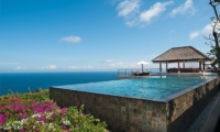 The Edge Infinity Pool | Uluwatu, Bali