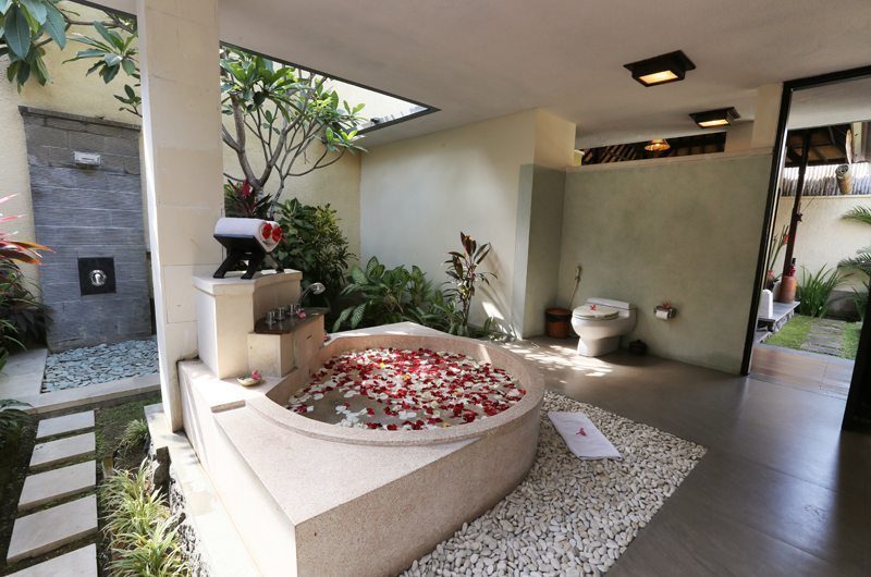 The Sanyas Suite Master Bathroom | Seminyak, Bali