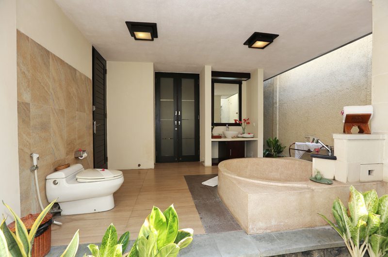 The Sanyas Suite Bathroom | Seminyak, Bali