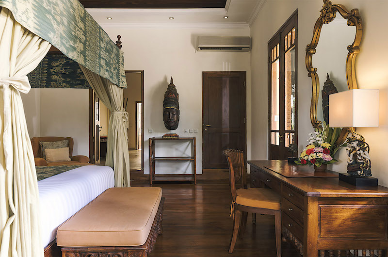 Villa Mako Bedroom with Study Table | Canggu, Bali
