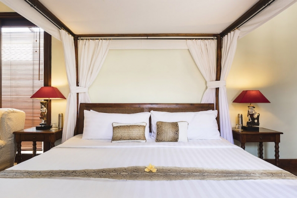 Villa Mako Bedroom with Lamps | Canggu, Bali