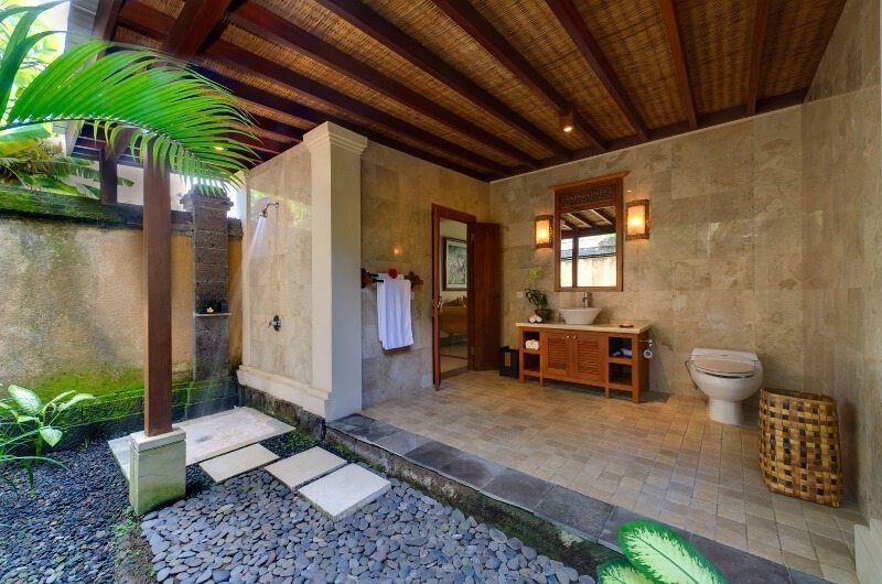 Villa Asmara Bathroom | Seseh, Bali