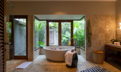 Villa Asmara Bathroom One with Romantic Bathtub Set Up | Seseh, Bali