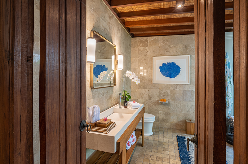 Villa Asmara Bathroom Two with Mirror | Seseh, Bali