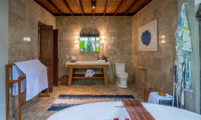 Villa Asmara En-Suite Bathroom Two | Seseh, Bali