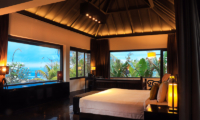 Villa Florimar Spacious Bedroom with Lamp | Seseh, Bali