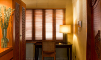 Villa Pushpapuri Study Table | Sanur, Bali