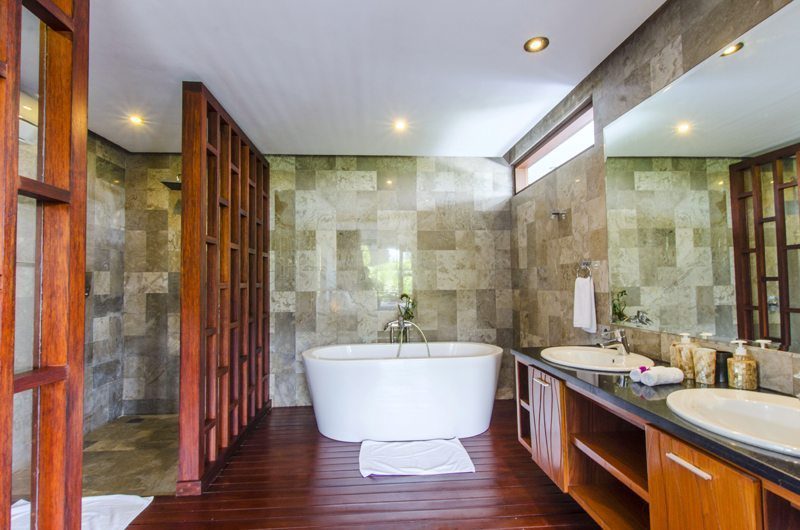 Marys Beach Villa Bathtub | Canggu, Bali
