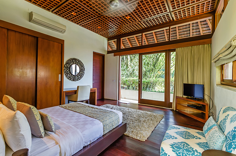 Villa Champuhan Bedroom with TV | Seseh, Bali