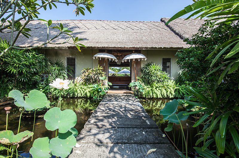 Villa Inti Ponds Pathway | Canggu, Bali