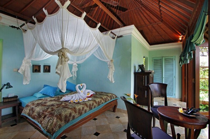 The Mahogany Villa Bedroom | Ubud, Bali