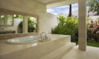 Villa Babar Bathroom|Tabanan, Bali