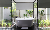 Kayumanis Nusa Dua Honeymoon Suite Bathroom with Bathtub | Nusa Dua, Bali