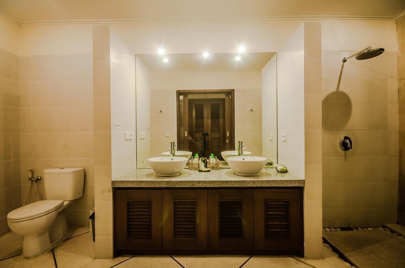 Villa Alam Master Bathroom | Seminyak, Bali