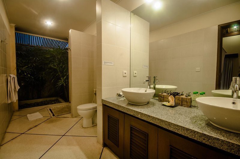 Villa Alam En-suite Bathroom | Seminyak, Bali