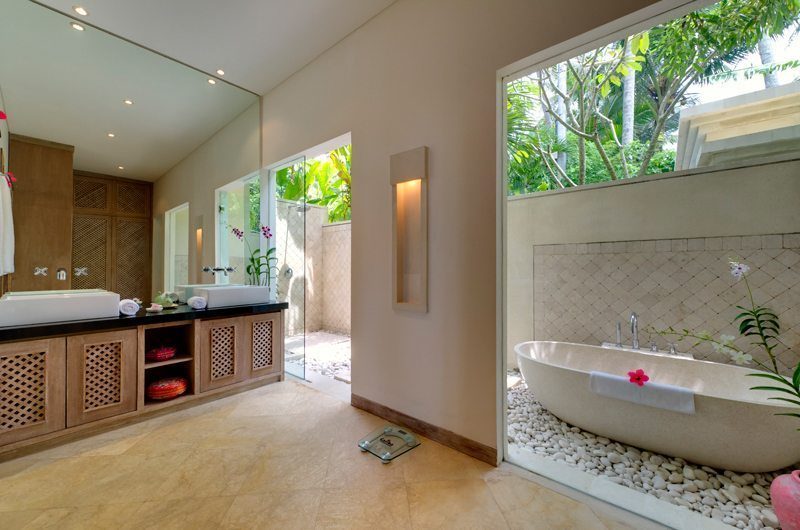 Villa Angsoka Bathroom | Candidasa, Bali