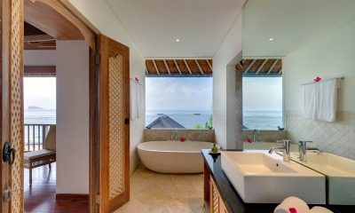 Villa Bakung Bathroom | Candidasa, Bali