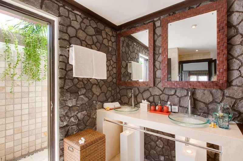 Villa Cempaka Bathroom | Candidasa, Bali