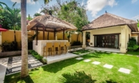 Villa Gembira Outdoor Brekfast Bar | Seminyak, Bali