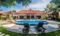 Villa Ginger Sun Beds | Seminyak, Bali