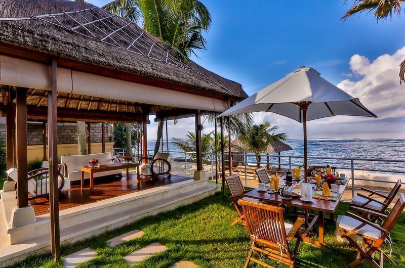 Villa Jukung Pool Side Dining | Candidasa, Bali
