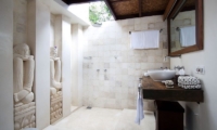 Villa Jumah Semi Open Shower | Seminyak, Bali