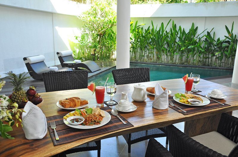 Villa La Sirena Pool Side Dining Area | Seminyak, Bali