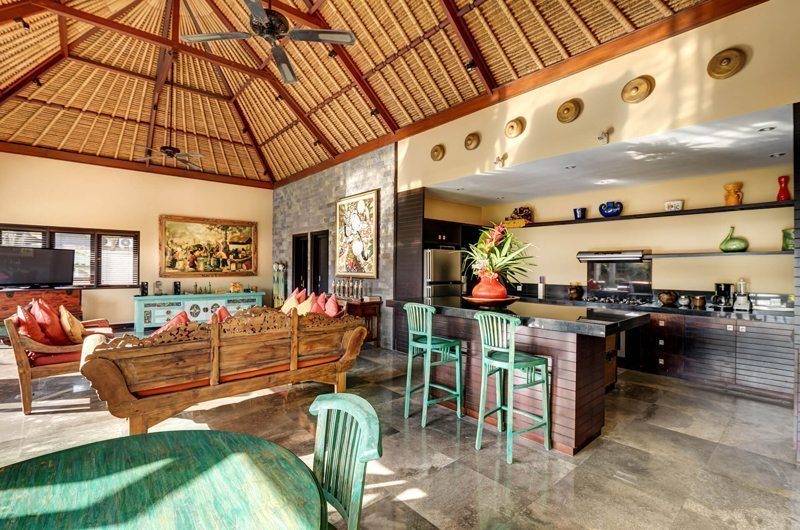 Villa Mahkota Living And Dining Area | Seminyak, Bali