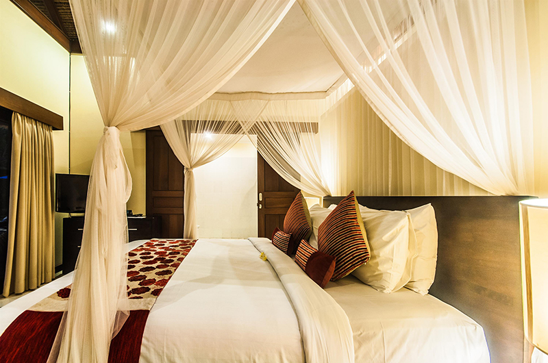 Villa Saphir Bedroom Side | Seminyak, Bali