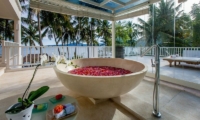 Villa Stella Outdoor Bathtub | Candidasa, Bali