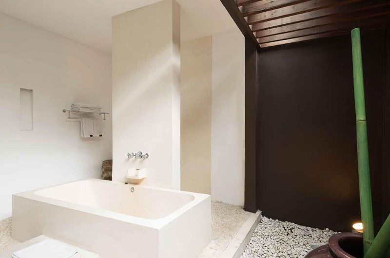 BVilla | +spa 5br Bathroom I Seminyak, Bali