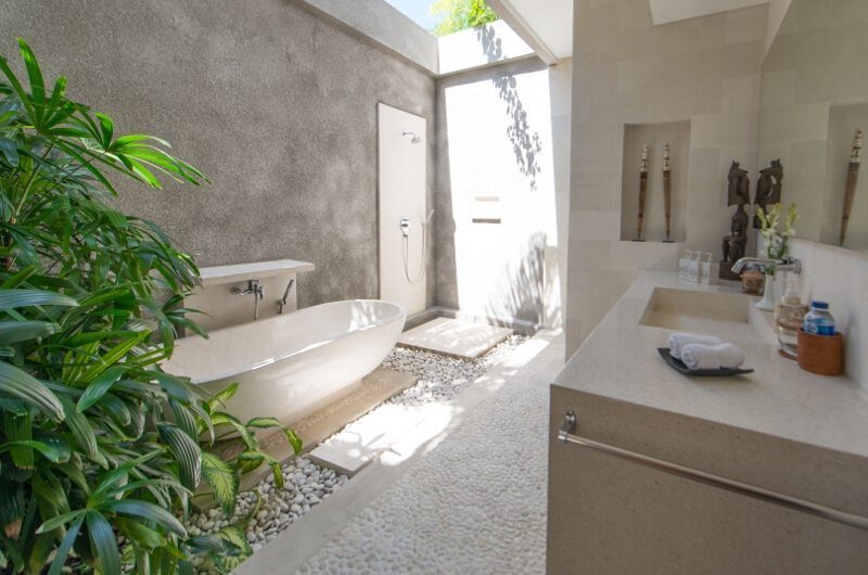 Villa Chocolat En-suite Bathroom | Seminyak, Bali