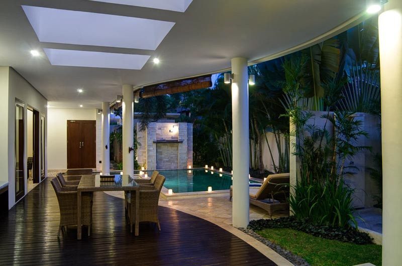 The Residence 2+1br Superior - Villa Siam Outdoor Dining | Seminyak, Bali