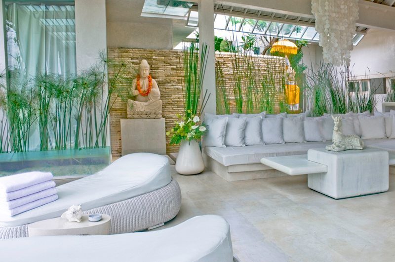 Villa Puro Blanco Living Area | Canggu, Bali