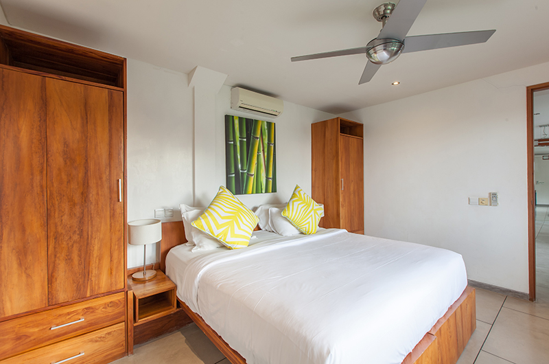 AB Villa Bedroom with Lamp | Seminyak, Bali