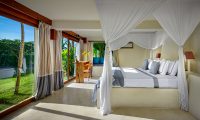 Shalimar Villas Bedroom with Study Table | Seseh, Bali