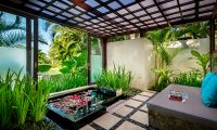 Shalimar Villas Open Plan Bathtub | Seseh, Bali