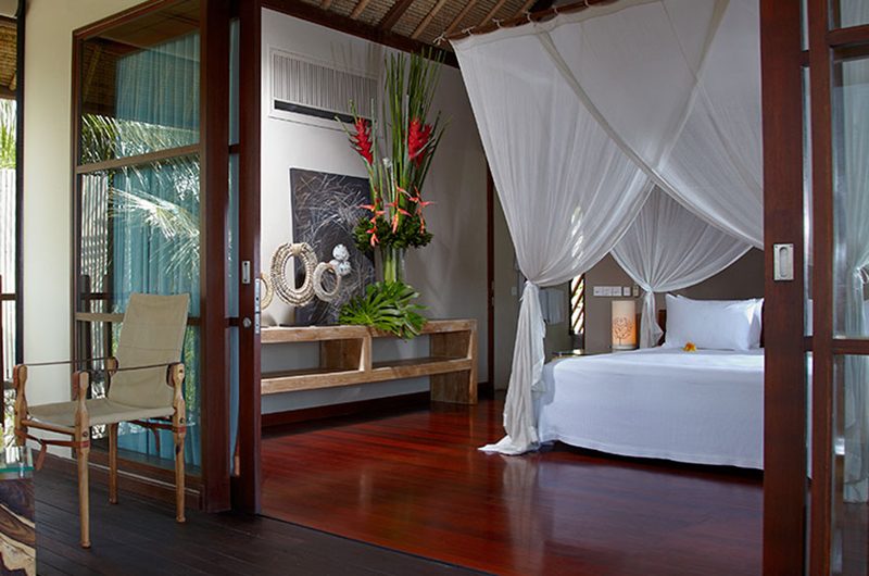 Villa Ambra Bedroom with Balcony | Pererenan, Bali