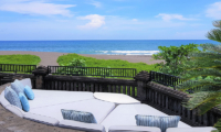 Villa Ambra Outdoor Lounge | Pererenan, Bali