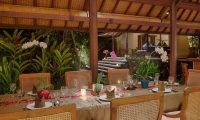 Villa Bougainvillea Dining Table | Canggu, Bali