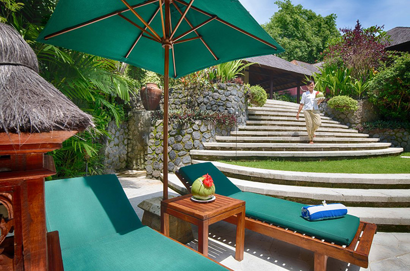 Villa Bougainvillea Sun Beds | Canggu, Bali